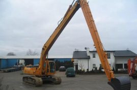 Длиннорукий экскаватор Hyundai R210LC-7 Long Reach